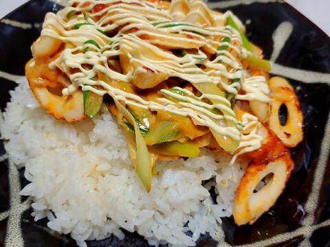 竹輪と長葱のコチュマヨ丼